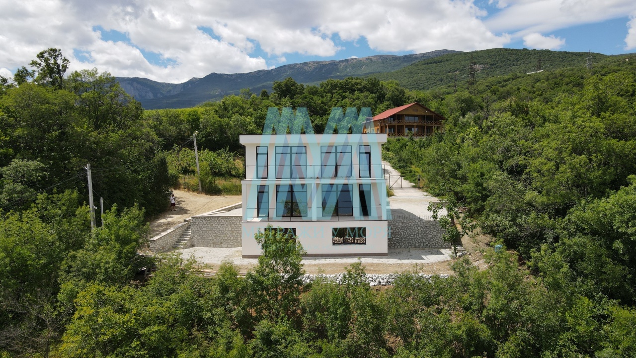 Дом 150 м² на участке 6 соток