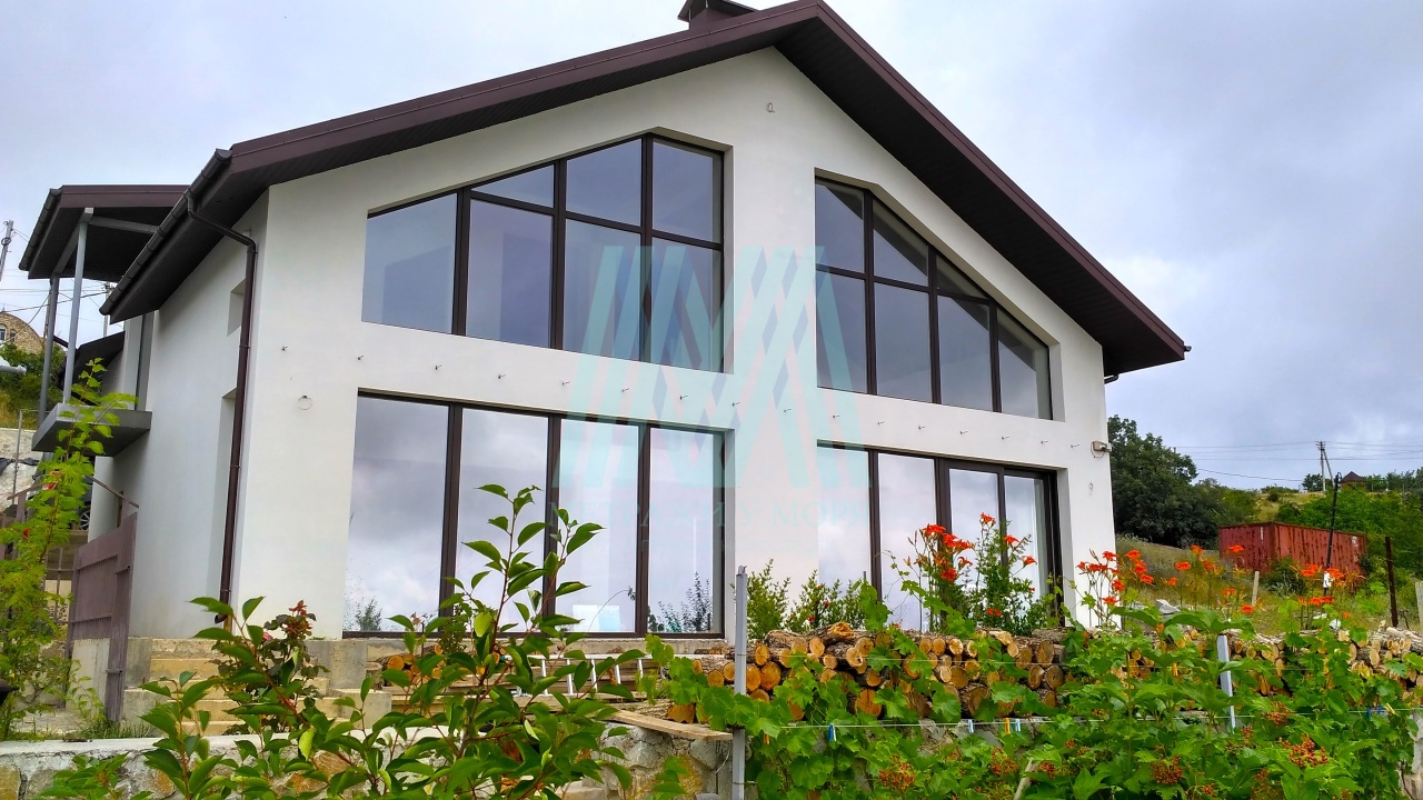 Дом 146 м² на участке 6 соток