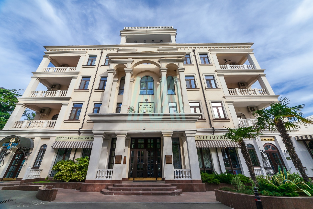 3-к. апартаменты, 170 м², 2/9 эт. комплекс дача доктора Штейнольца