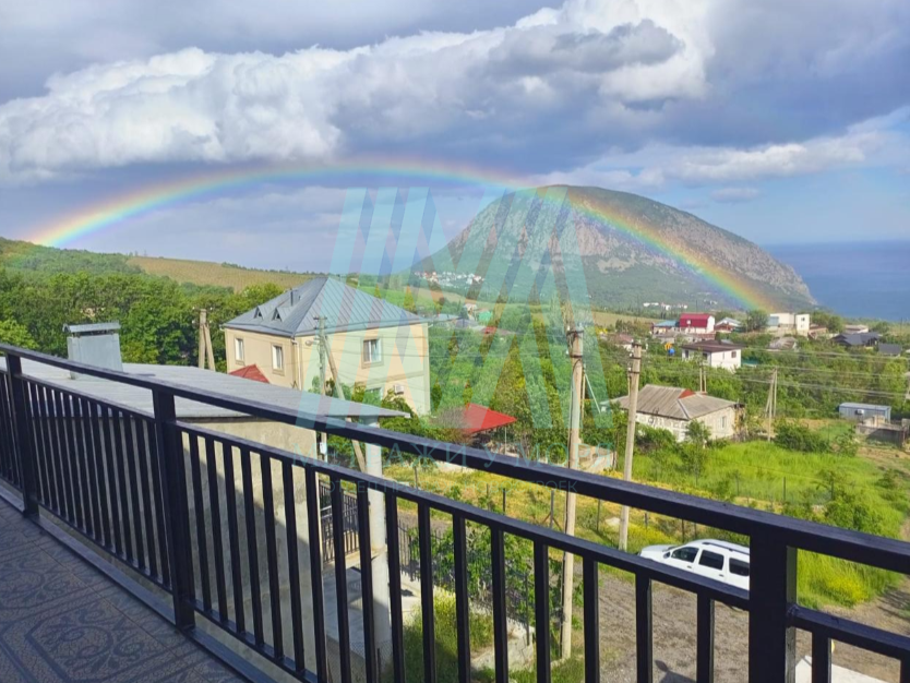 Дом 480 м² на участке 5 сот. с видом на море