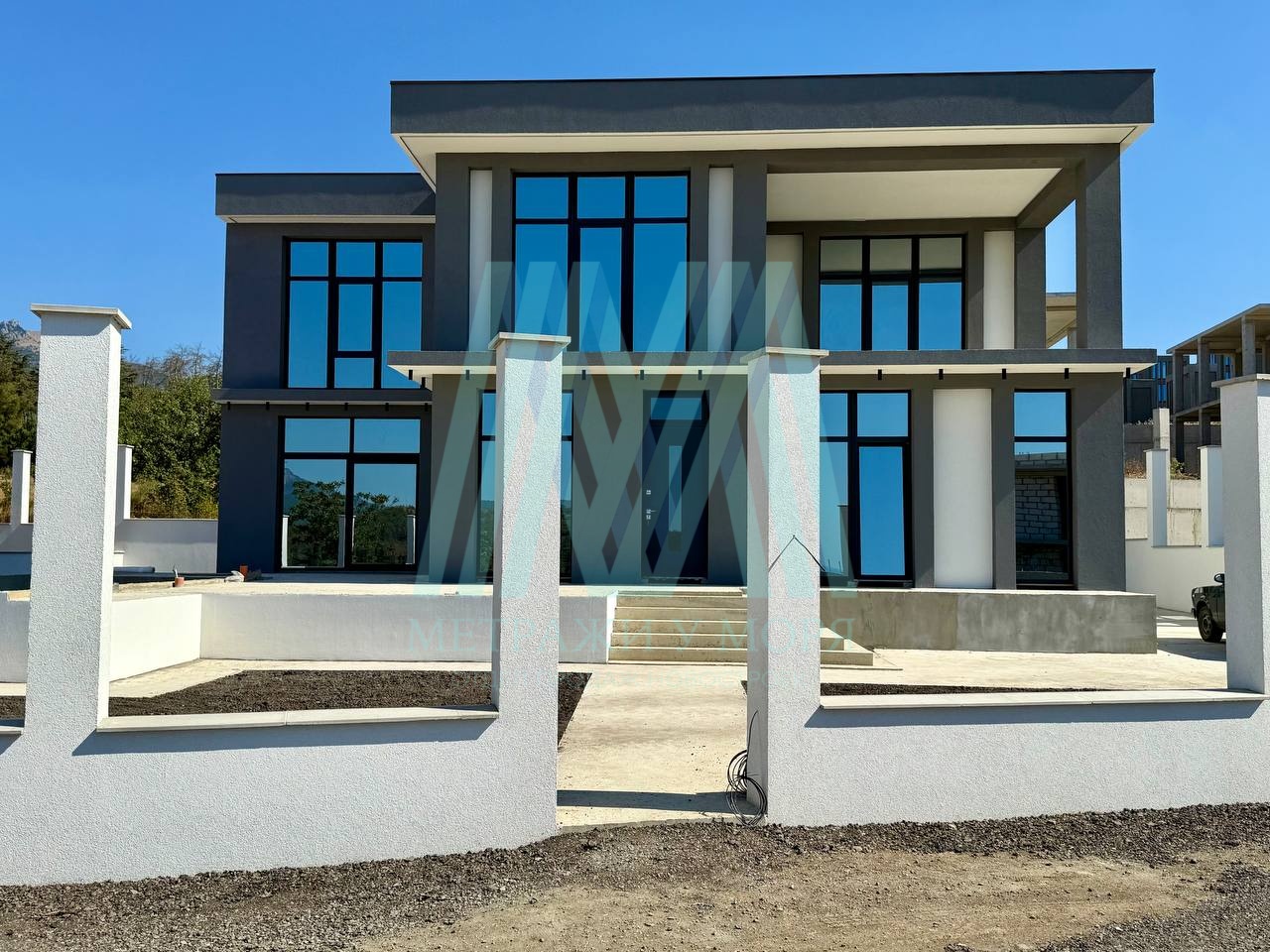 Дом 259 м² на участке 7 сот.